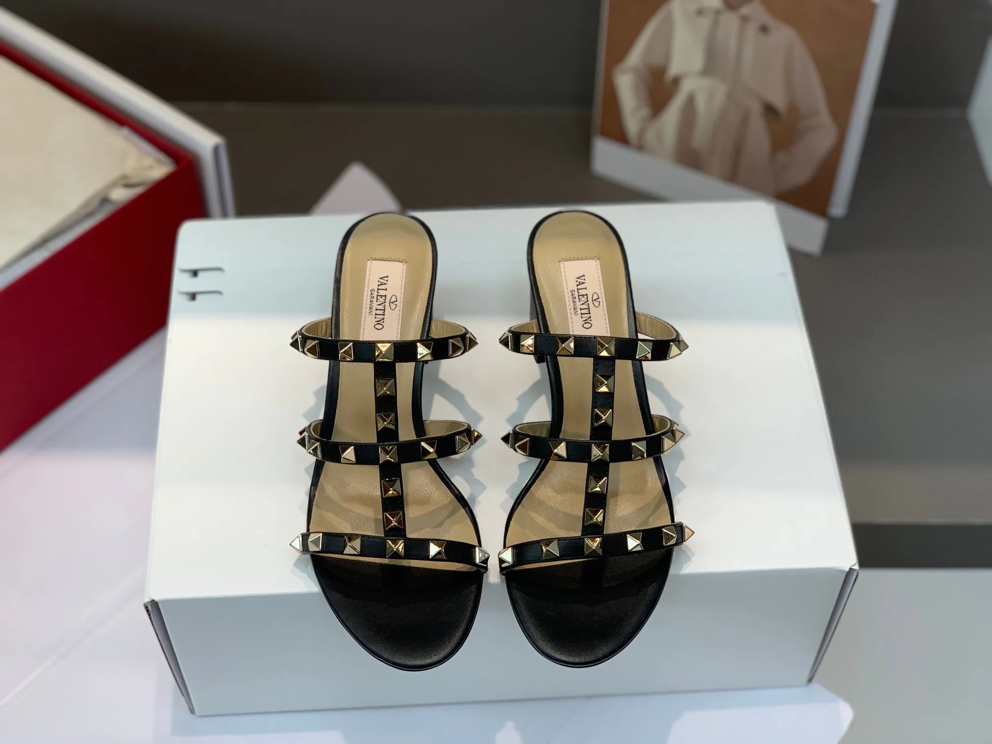 Сандалии Женские Valentino 11323071
