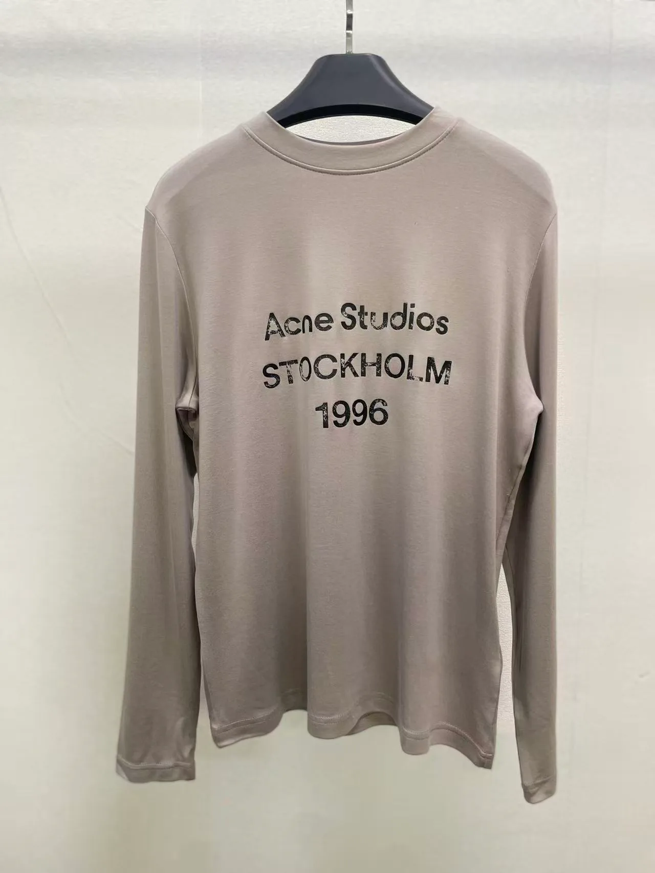 Футболки Женские Acne Studios 17561578