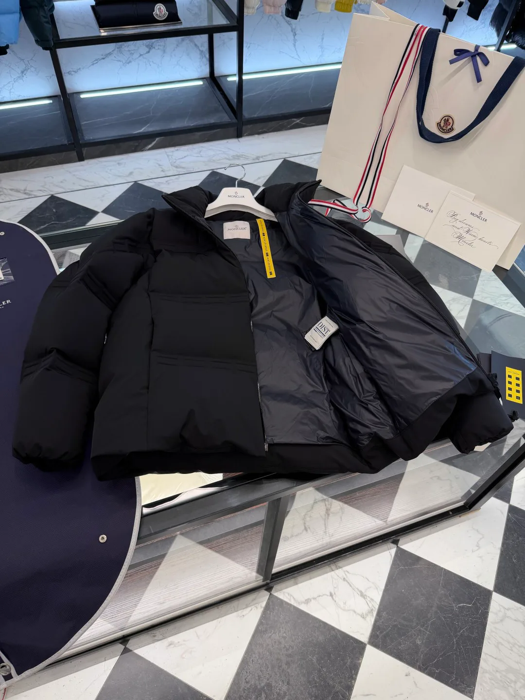 Куртки И Пуховики Мужские Moncler 987309