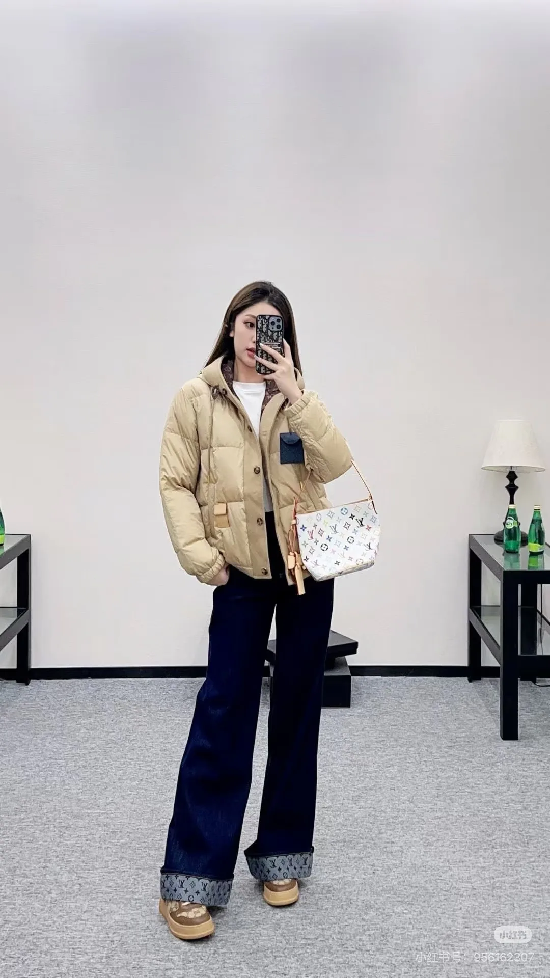Куртки И Пуховики Женские Louis Vuitton 17959958