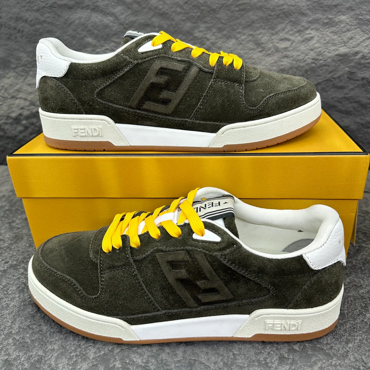Кроссовки Мужские Fendi 18154159