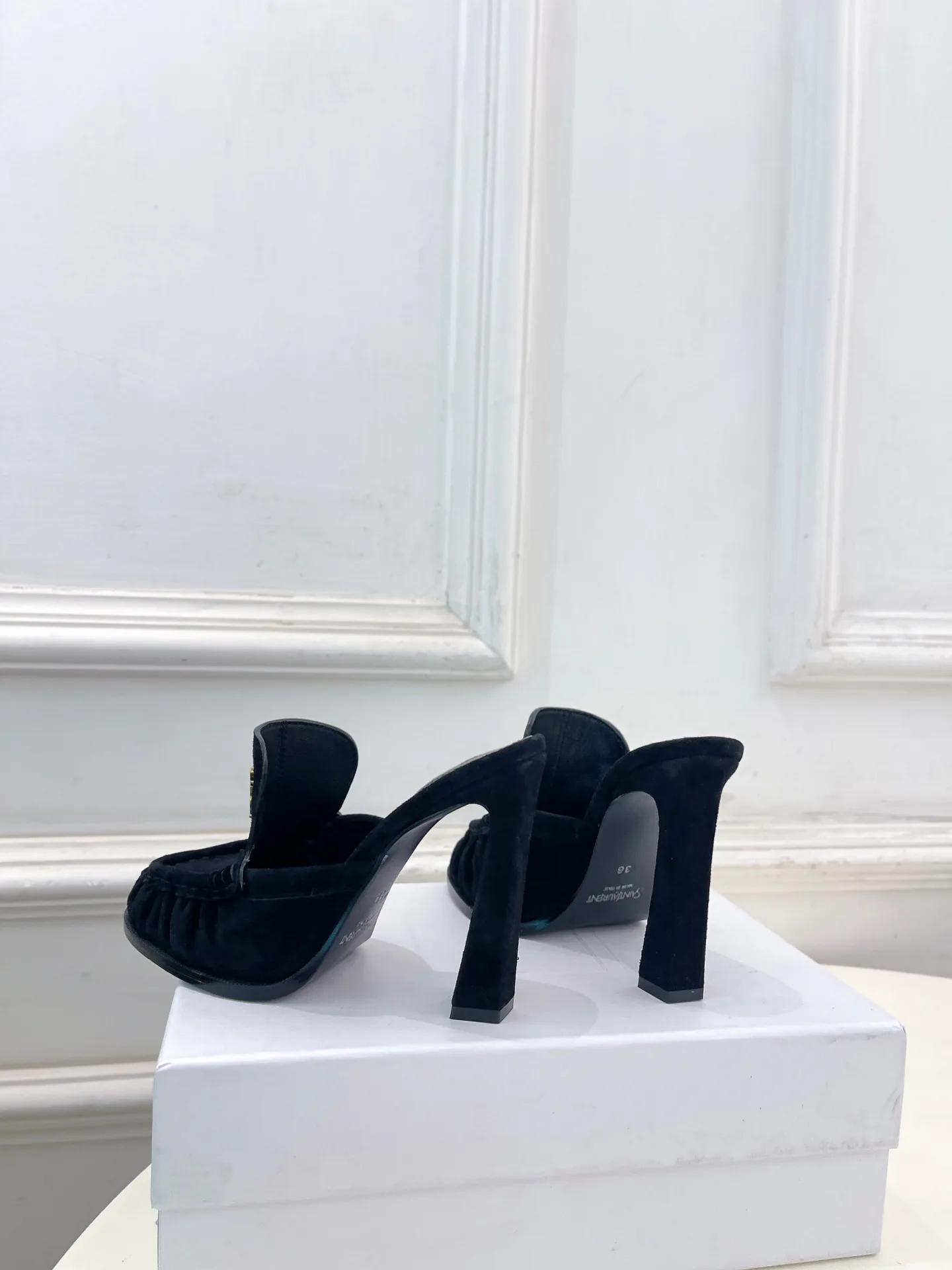 Туфли Женские Saint Laurent 11487767