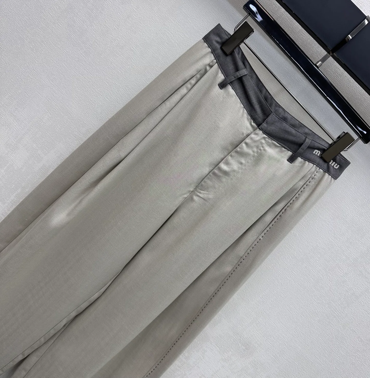 Брюки Женские Miu Miu 11890505