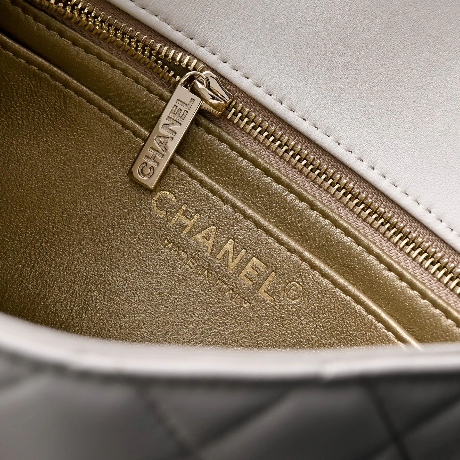 Классические Сумки Женские Chanel 18148078