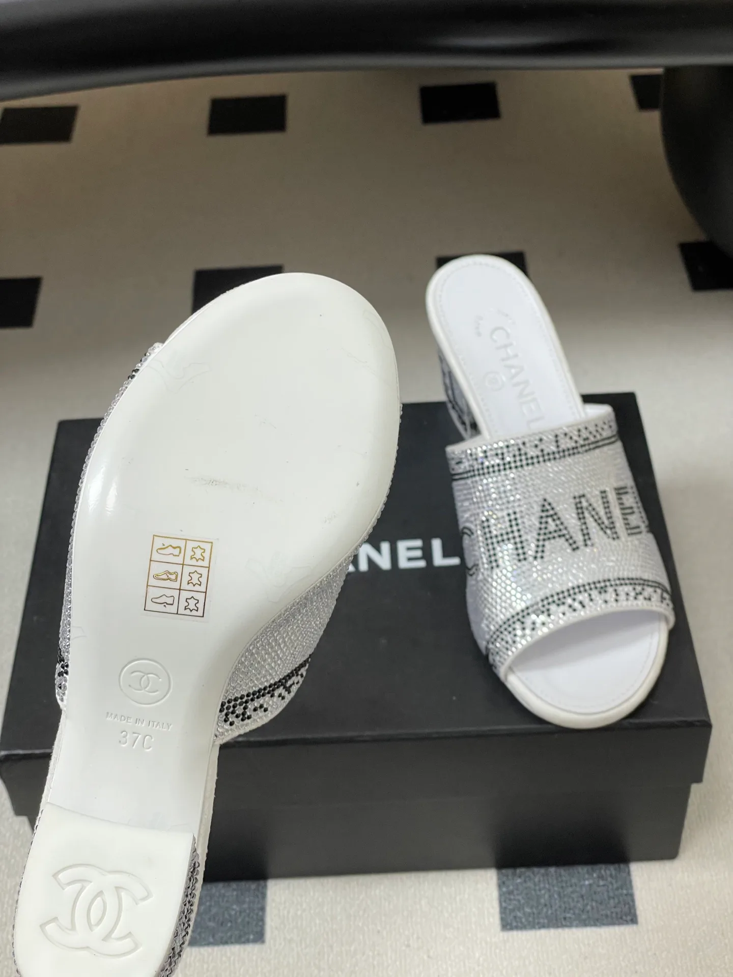 Босоножки Женские Chanel 10993947