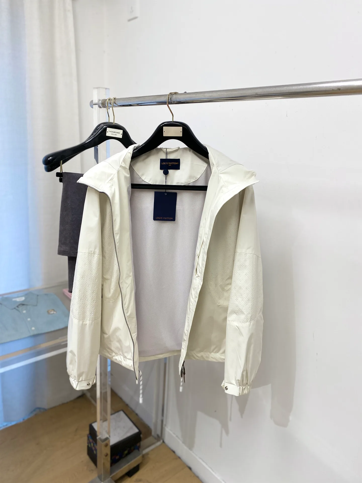 Куртки И Пуховики Мужские Louis Vuitton 5372529