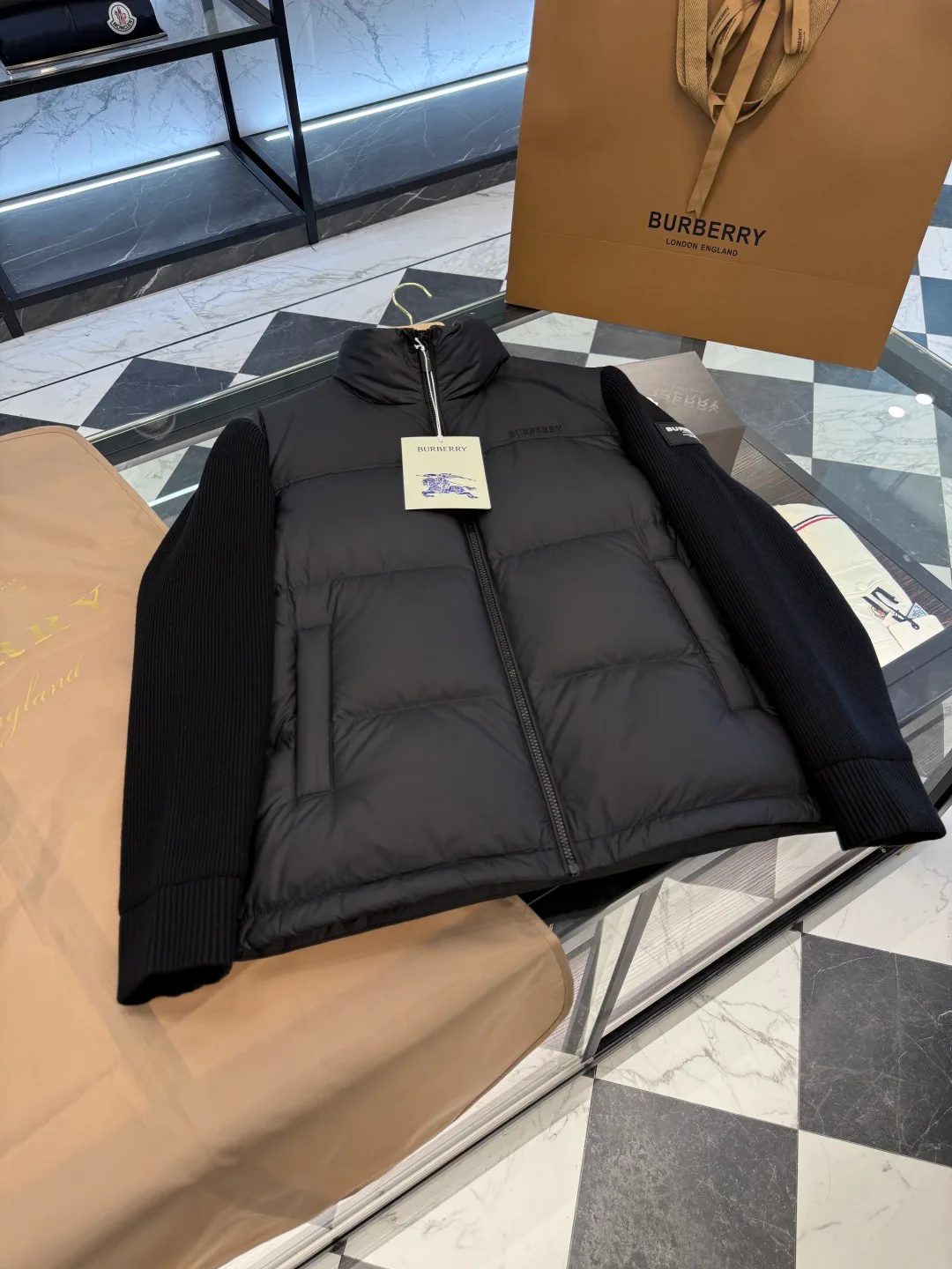 Куртки И Пуховики Женские Burberry 18007672