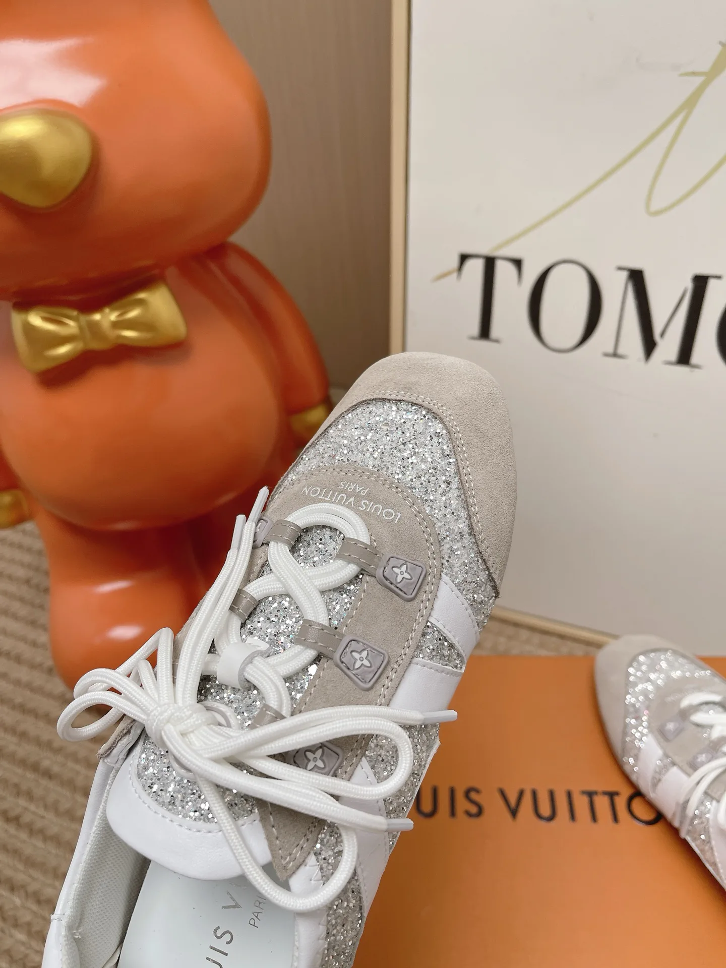 Кроссовки Женские Louis Vuitton 17571642