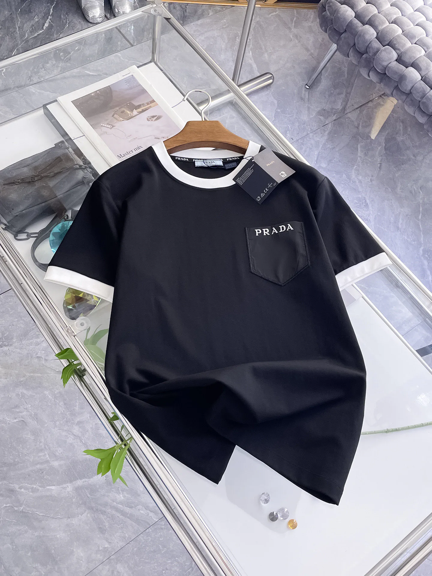 Футболки Мужские Prada 17579691
