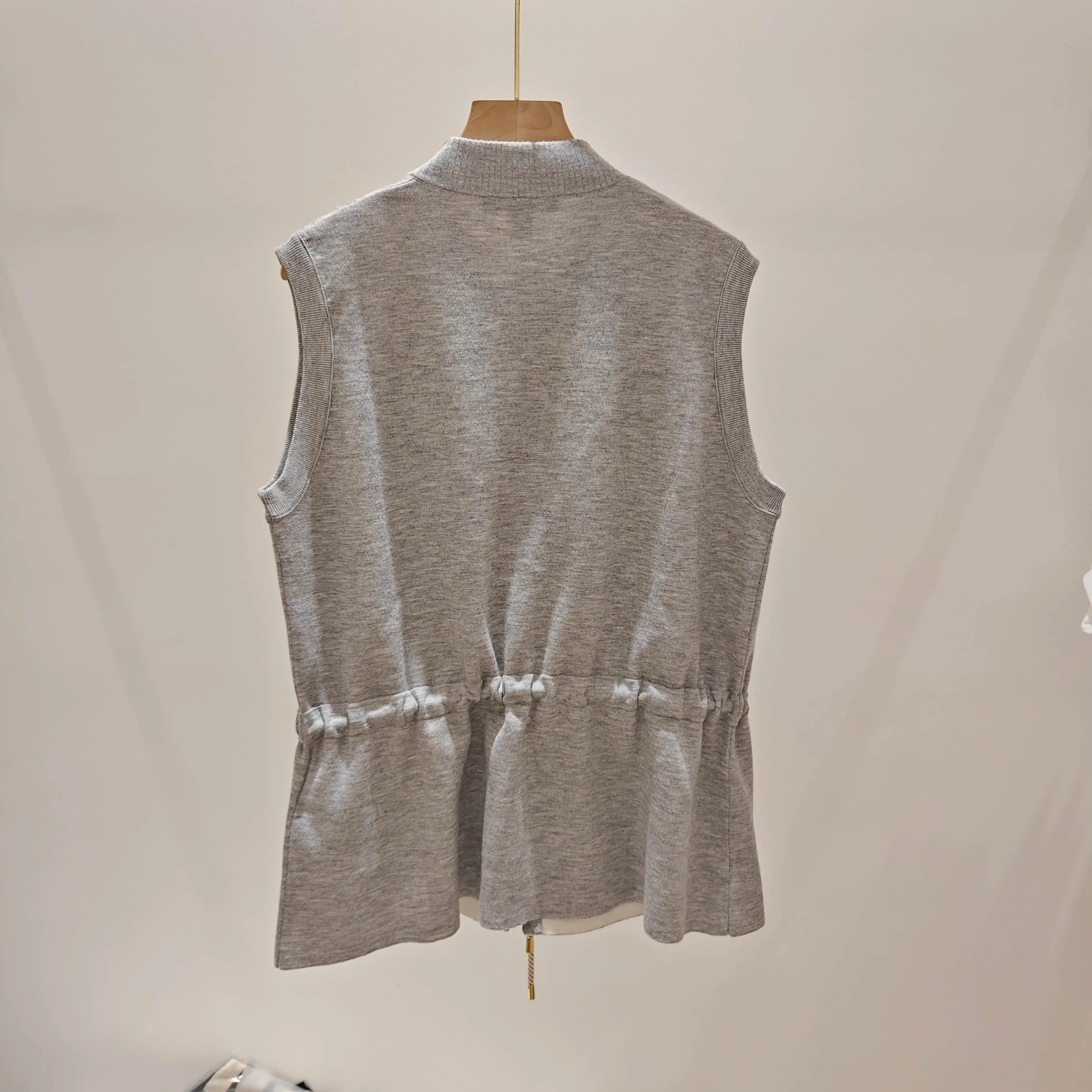 Жилеты Женские Louis Vuitton 18184370