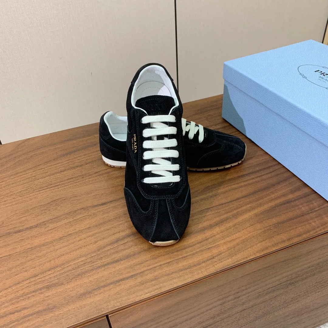 Кроссовки Женские Prada 879175