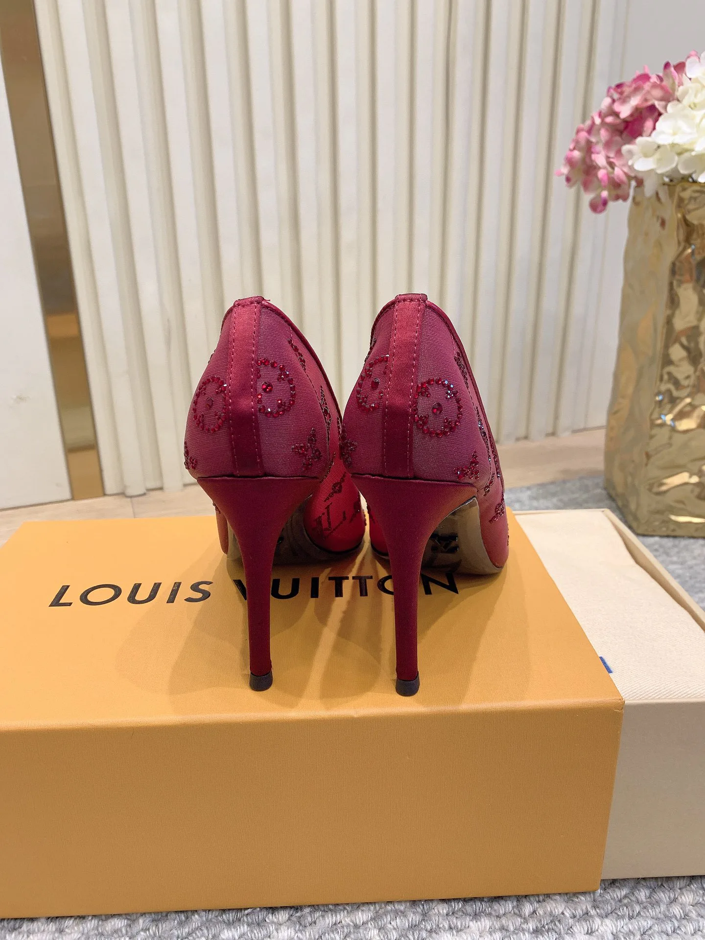 Туфли Женские Louis Vuitton 1834386