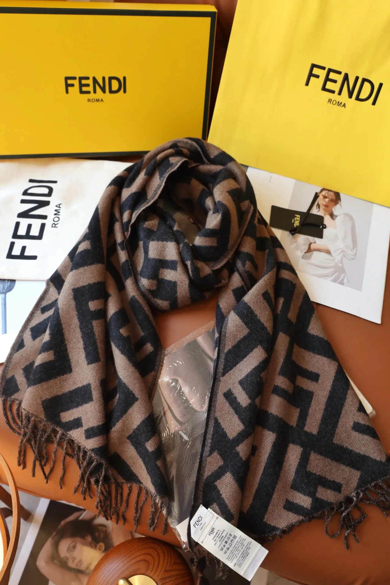 Шарфы Fendi 12060