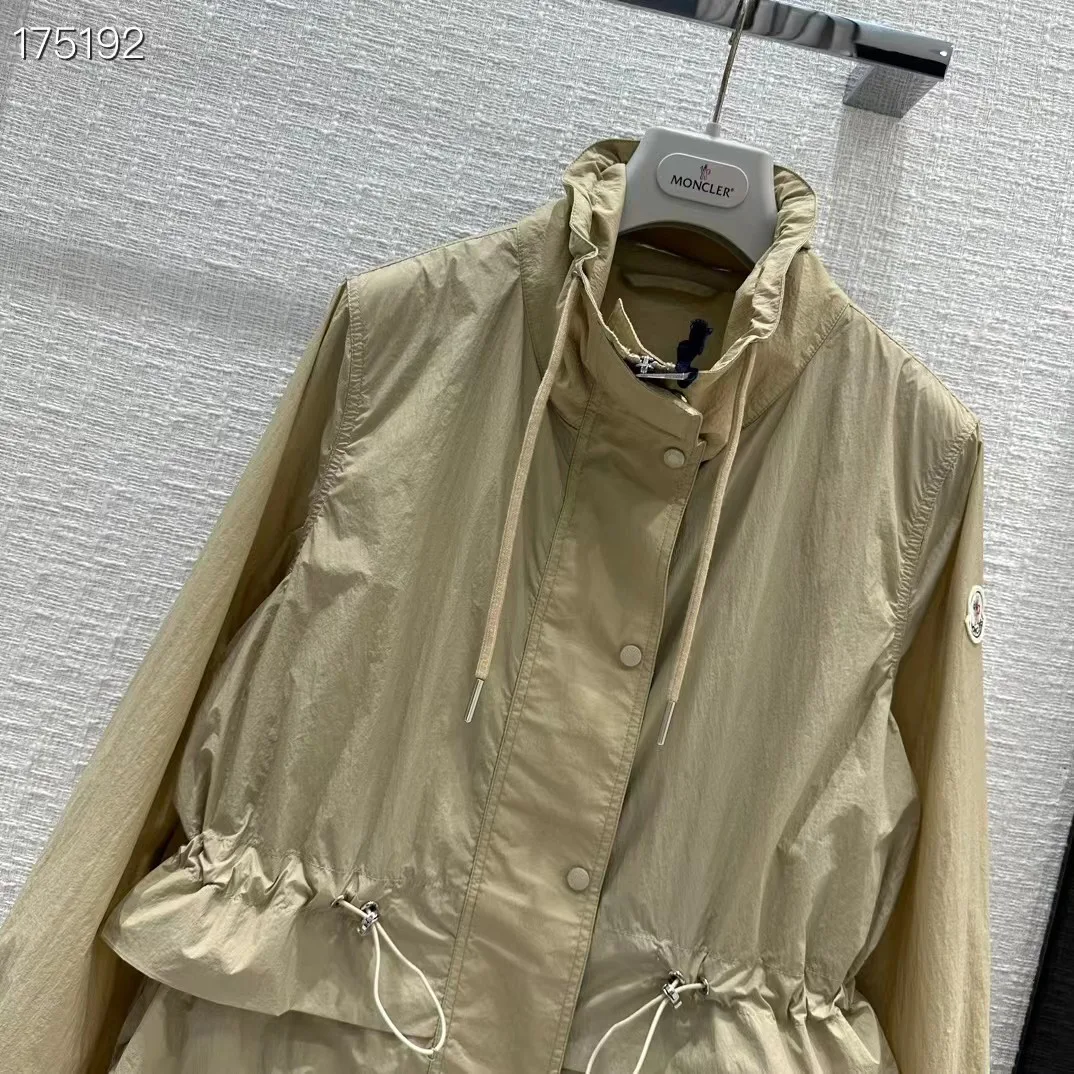 Куртки И Пуховики Женские Moncler 11624076