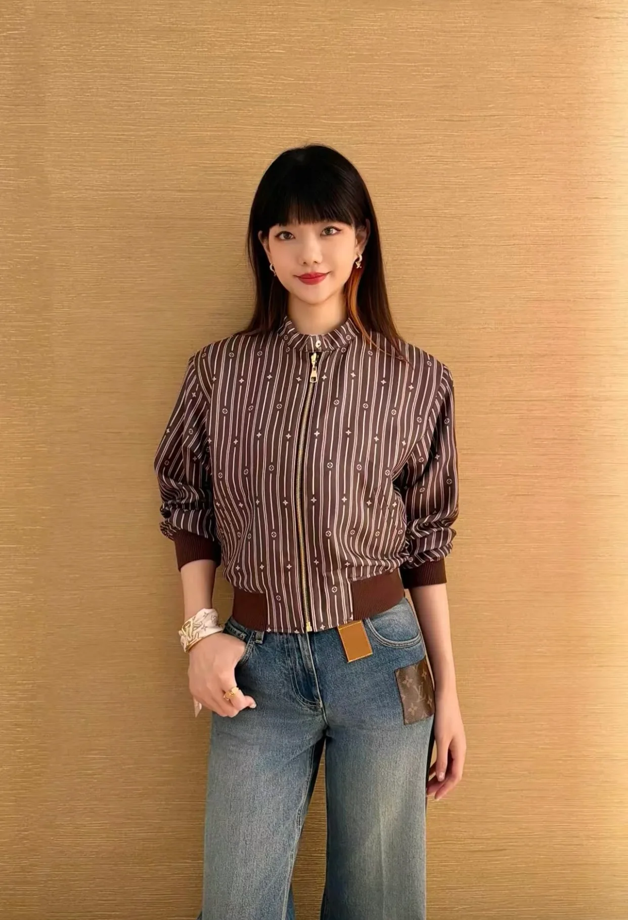 Куртки И Пуховики Женские Louis Vuitton 16846836