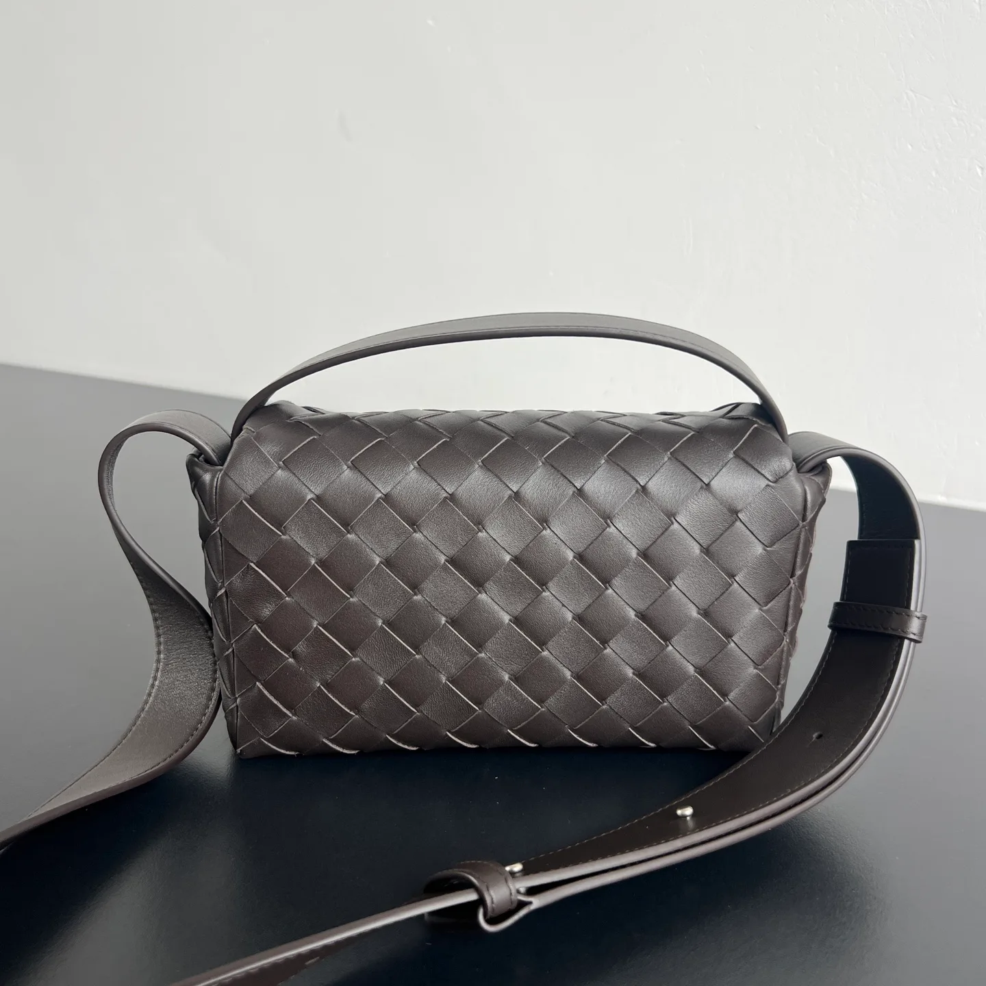 Сумки На Ремне Женские Bottega Veneta 13306148