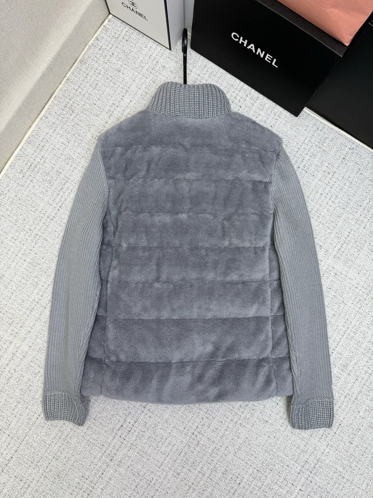 Куртки И Пуховики Женские Moncler 1144021