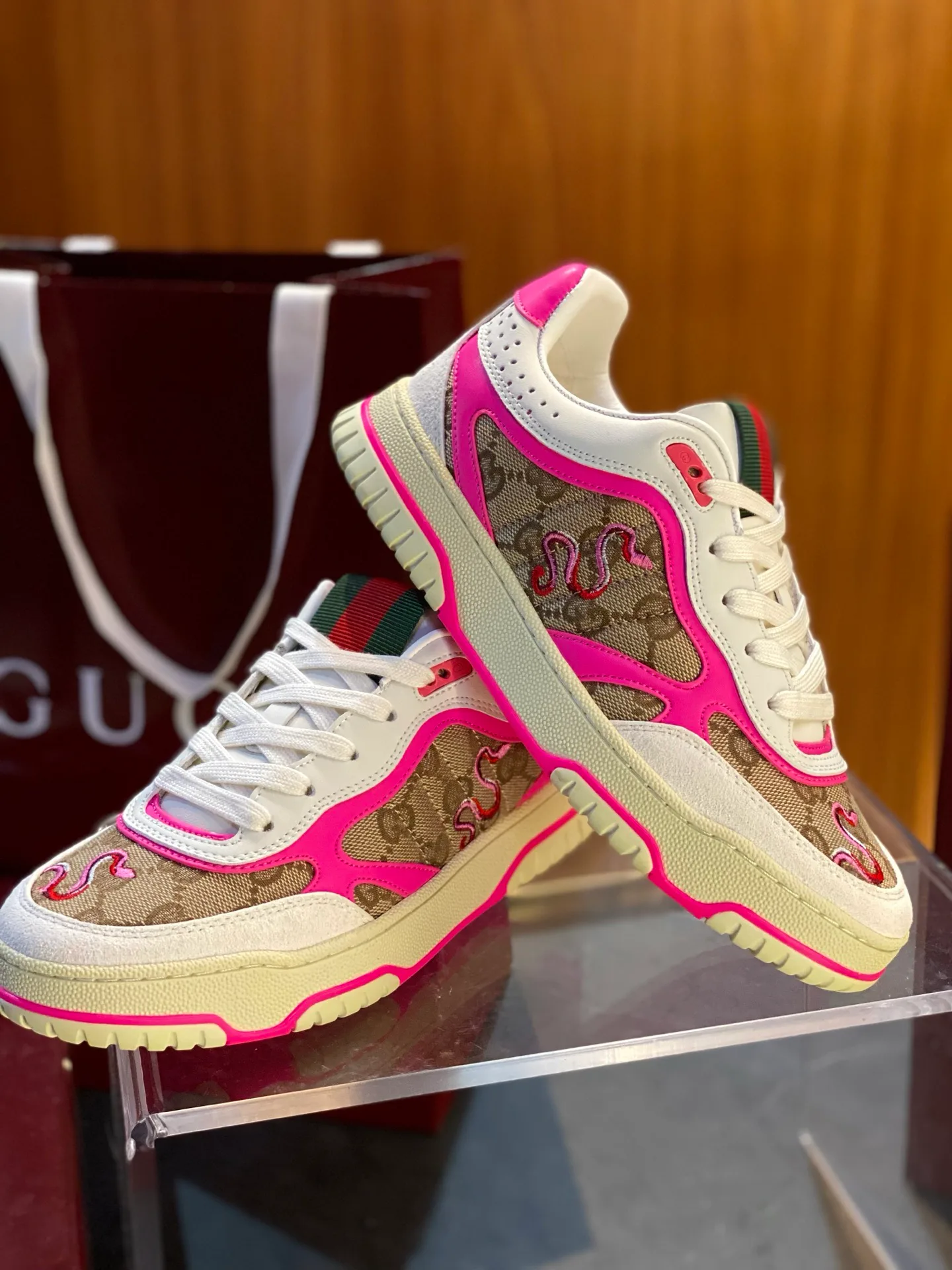 Кроссовки Женские Gucci 69981