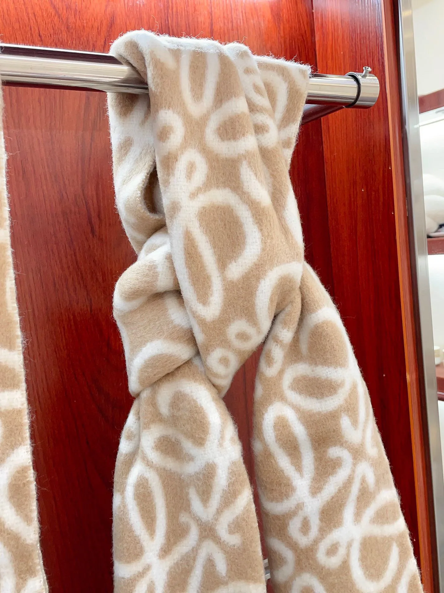Шарфы Loewe 4601573