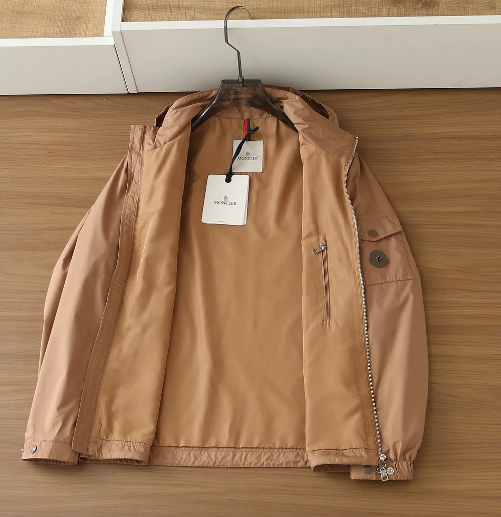 Куртки И Пуховики Мужские Moncler 9949788