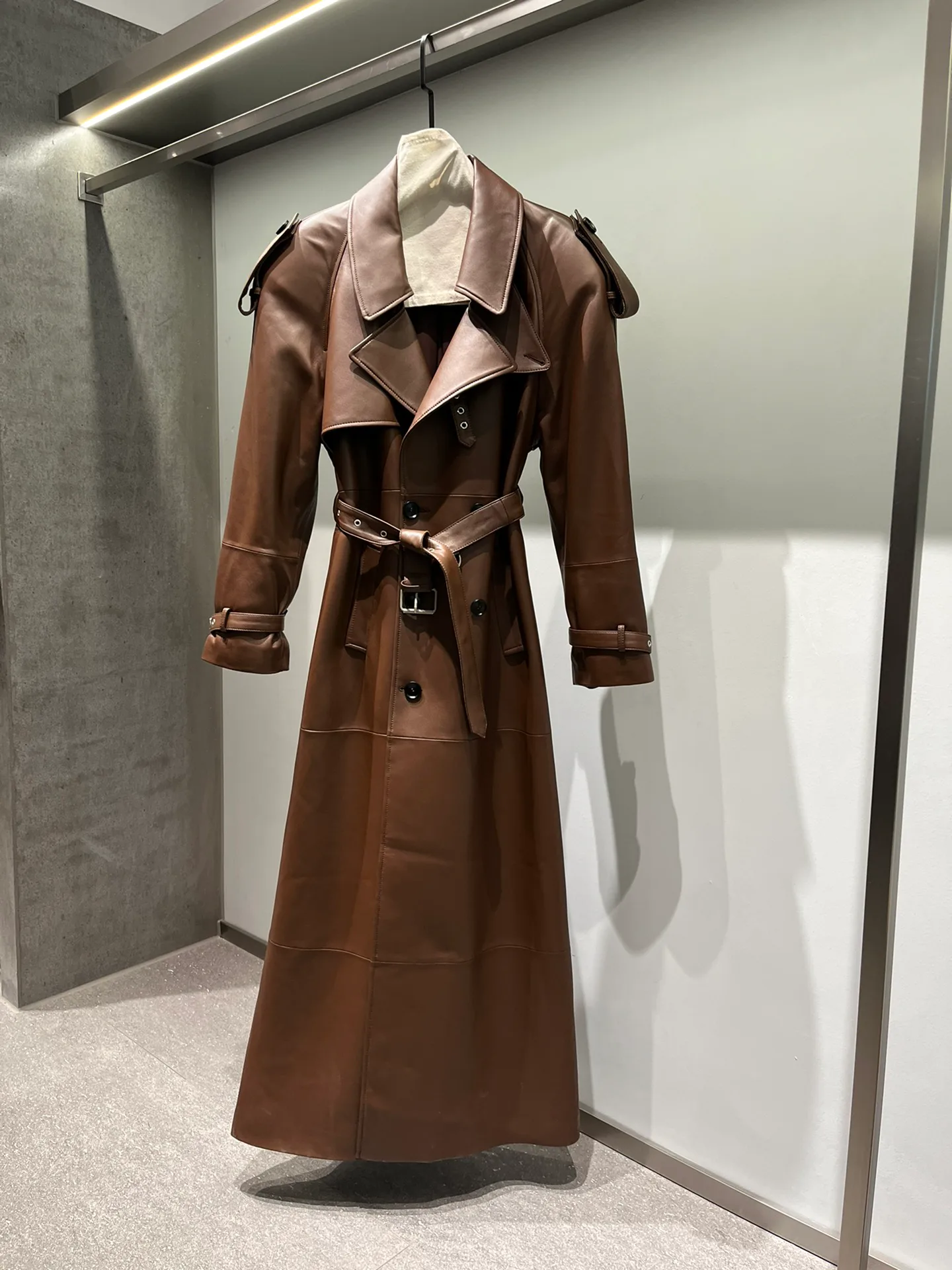 Кожаные Куртки И Дублёнки Женские Saint Laurent 1914887