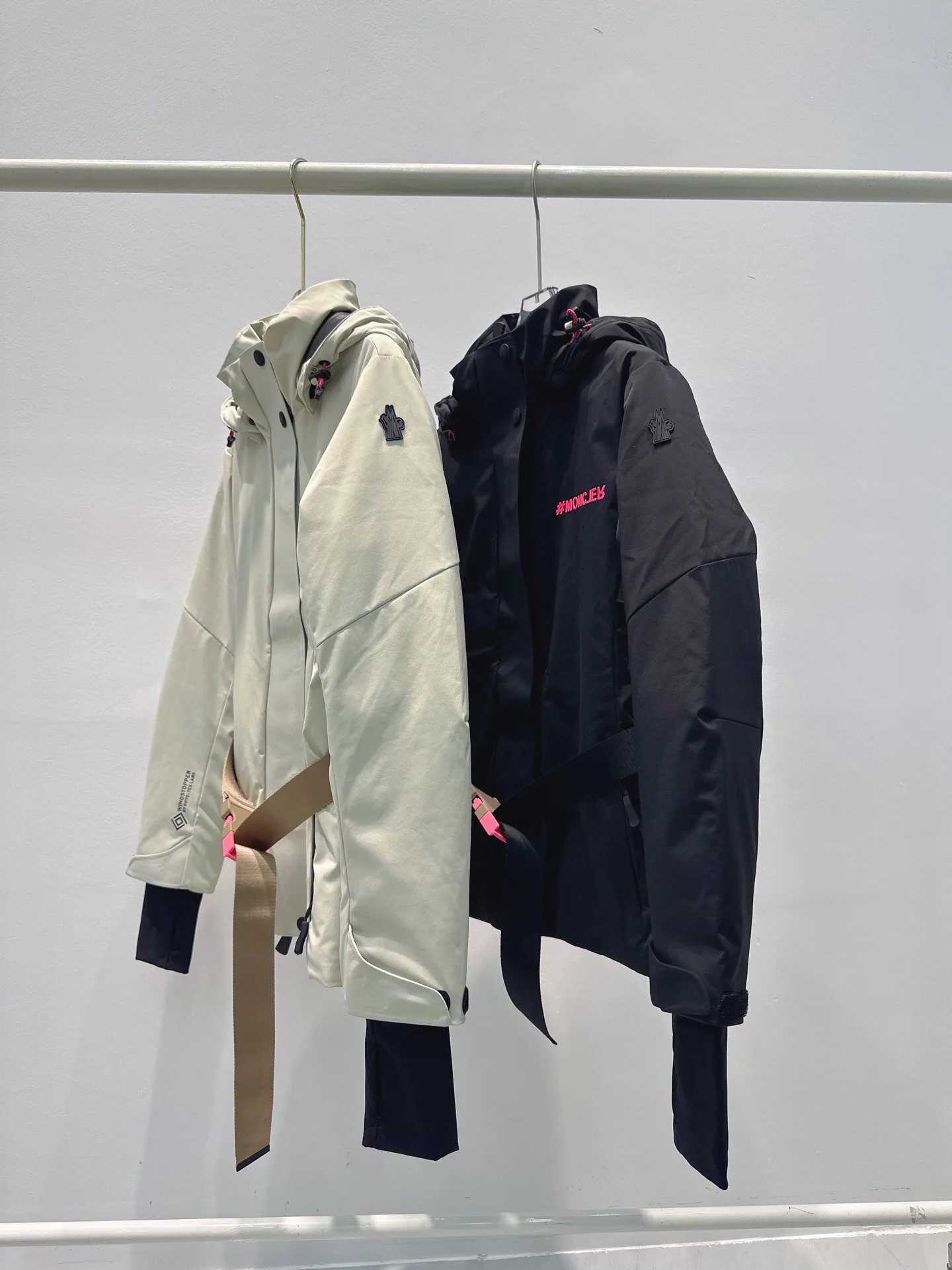 Куртки И Пуховики Женские Moncler 18710223