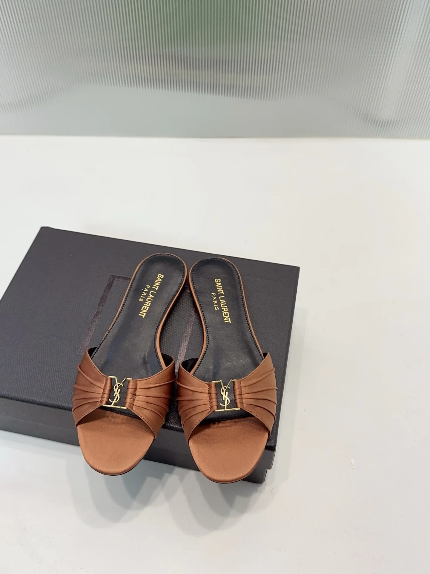 Босоножки Женские Saint Laurent 13339117