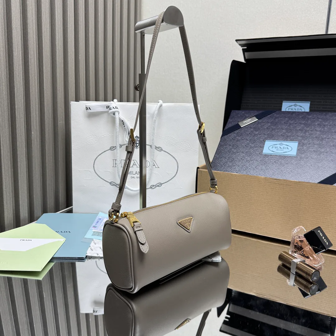 Клатчи Женские Prada 1878046