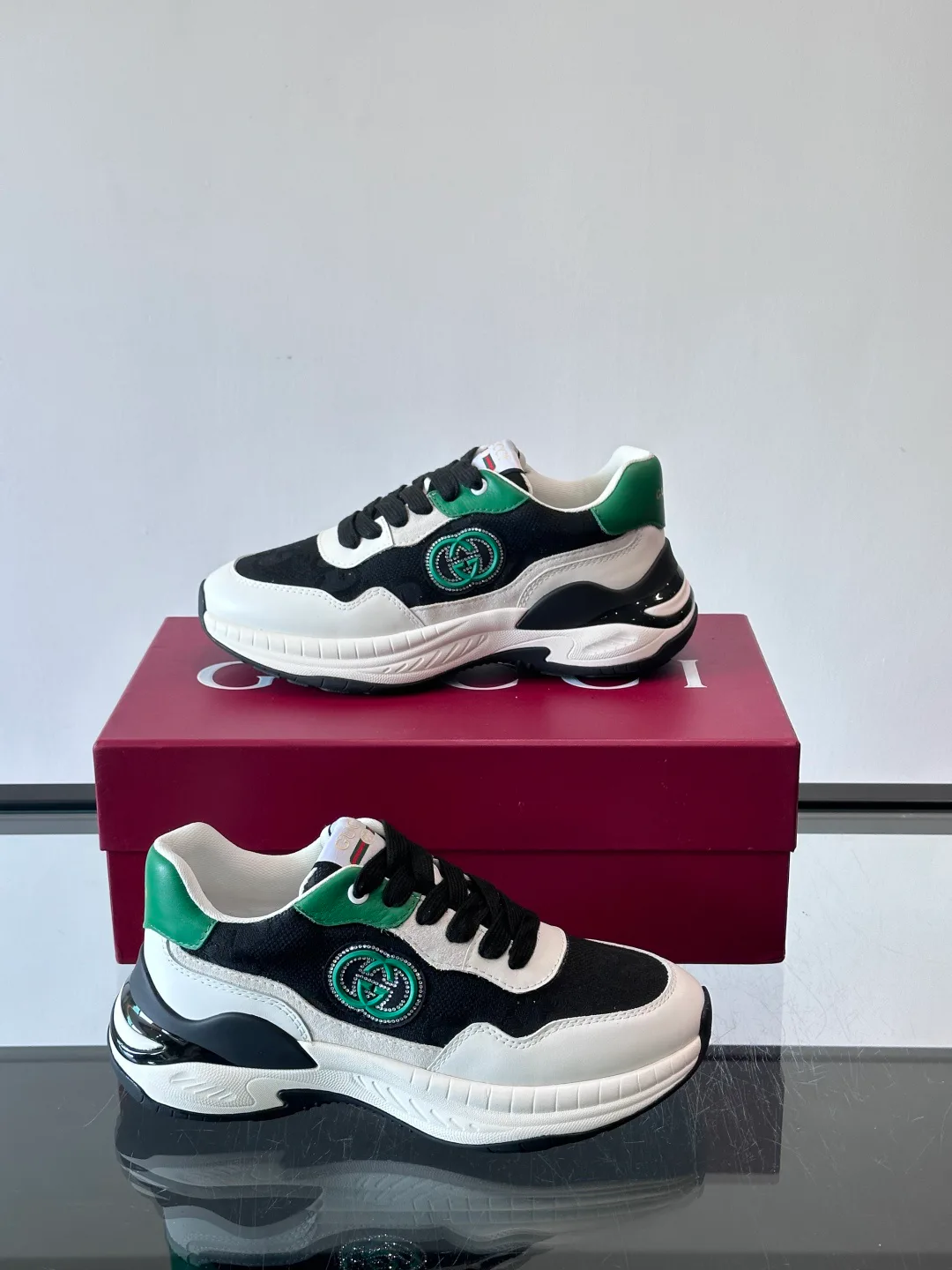 Кроссовки Мужские Gucci 3430324