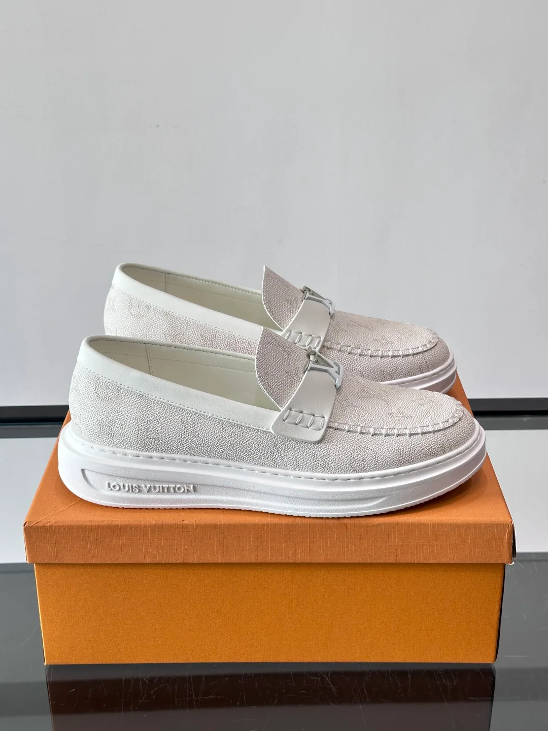 Слипоны Мужские Louis Vuitton 13453010