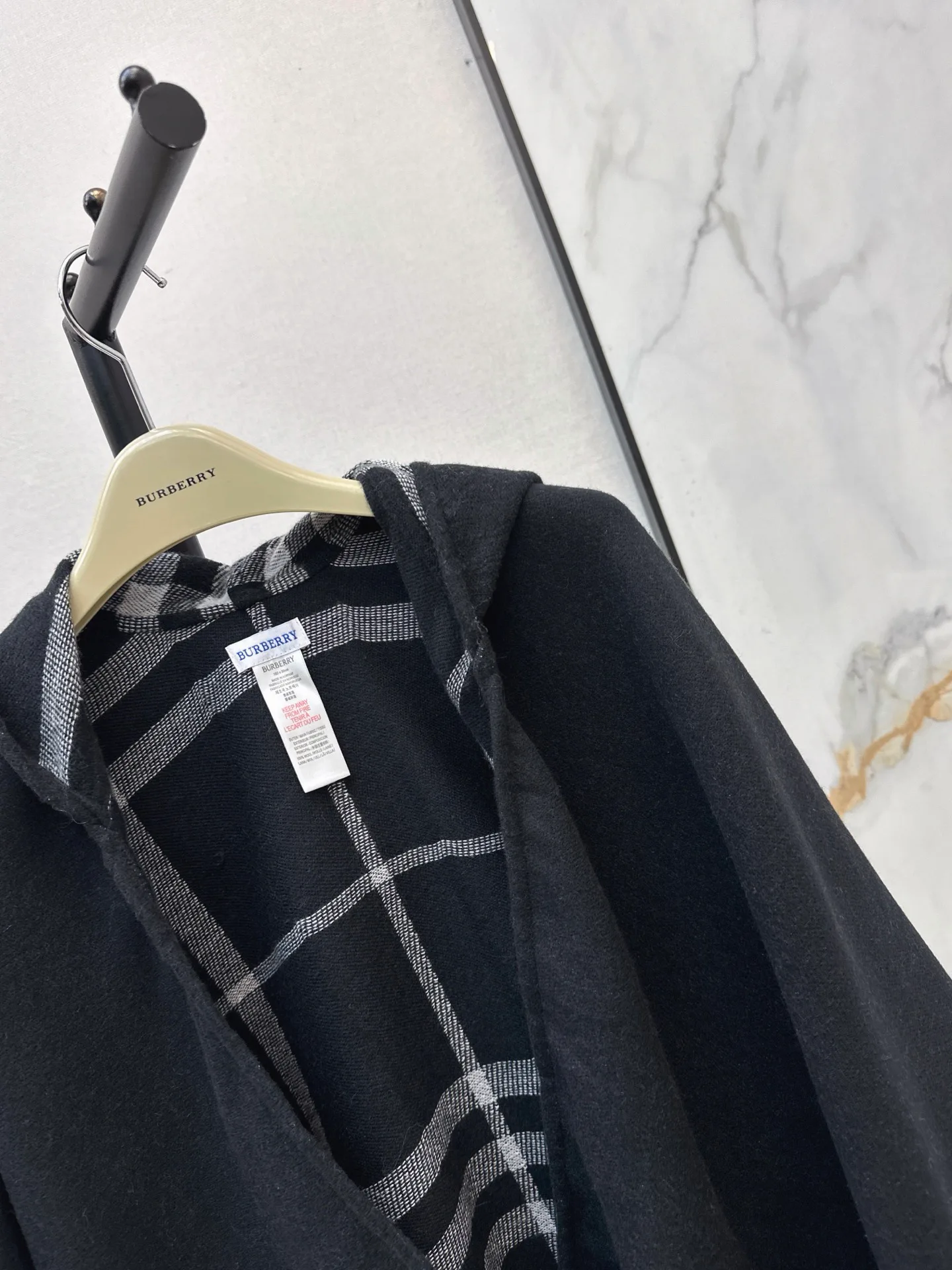 Пальто Женские Burberry 18031534
