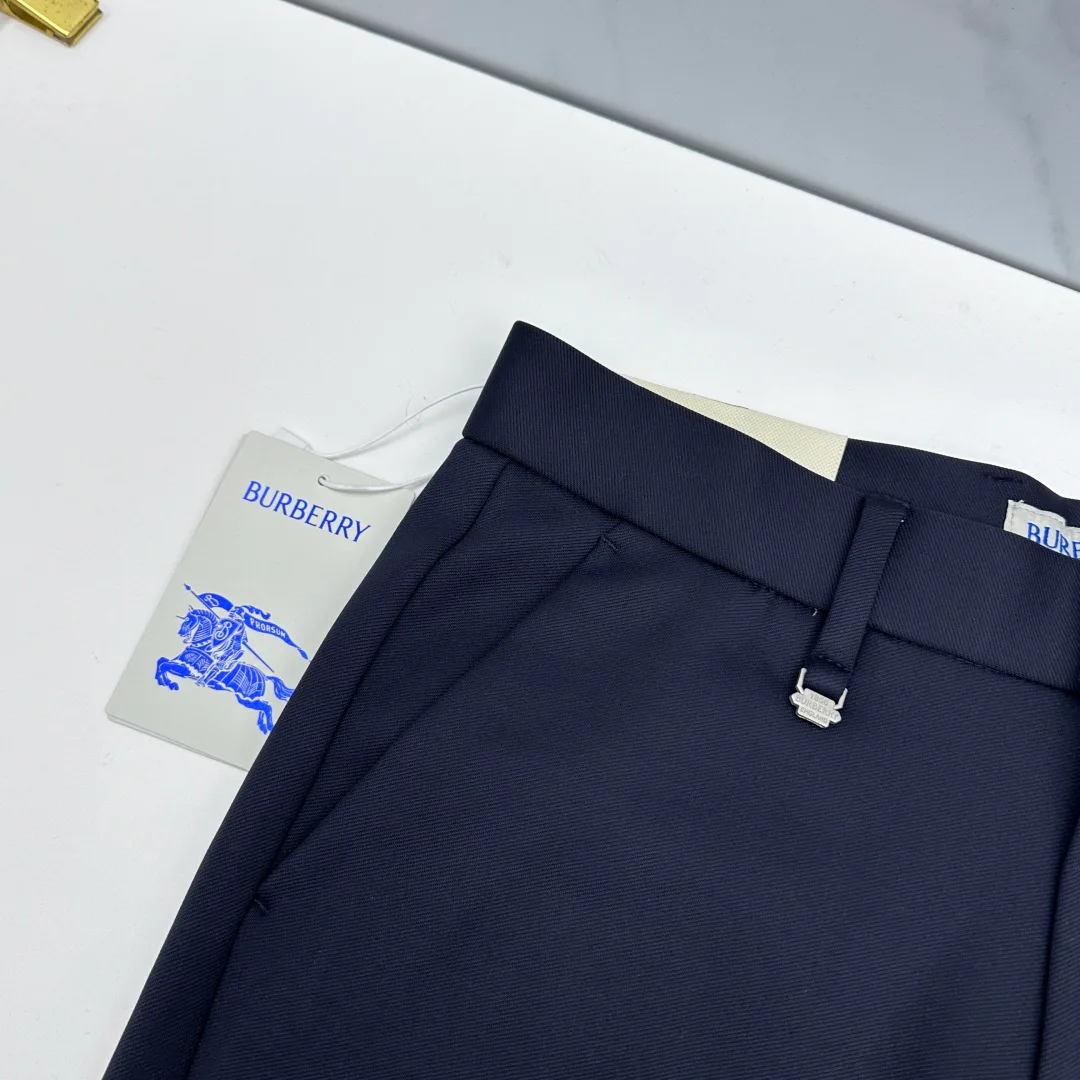 Брюки Мужские Burberry 18246804