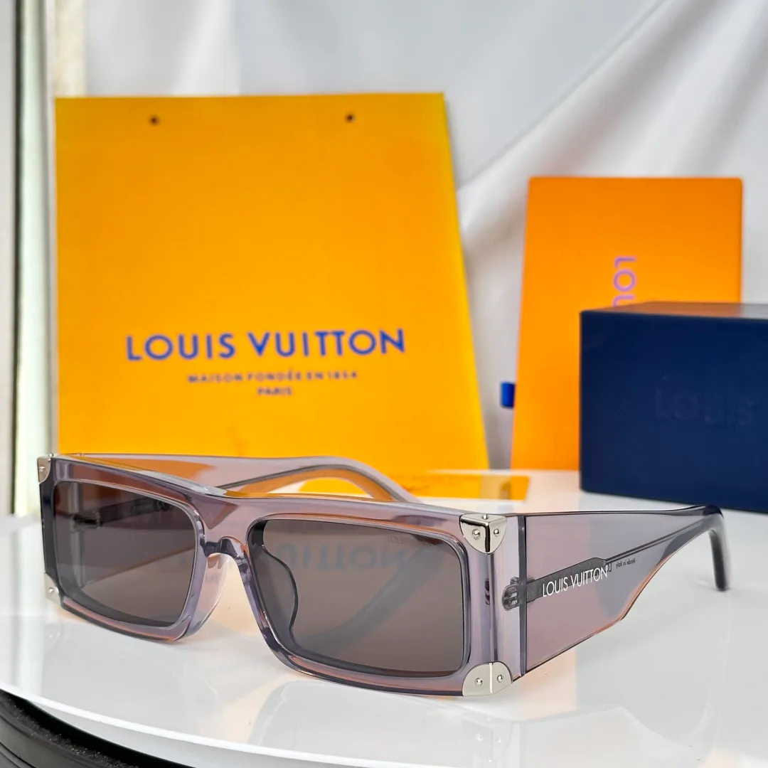 Очки Louis Vuitton 17546246