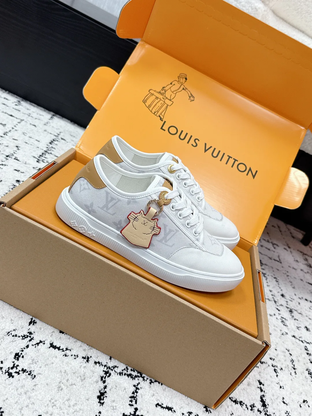 Кеды Женские Louis Vuitton 2471143