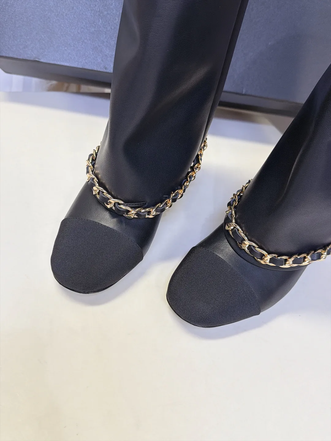 Сапоги Женские Chanel 18260160