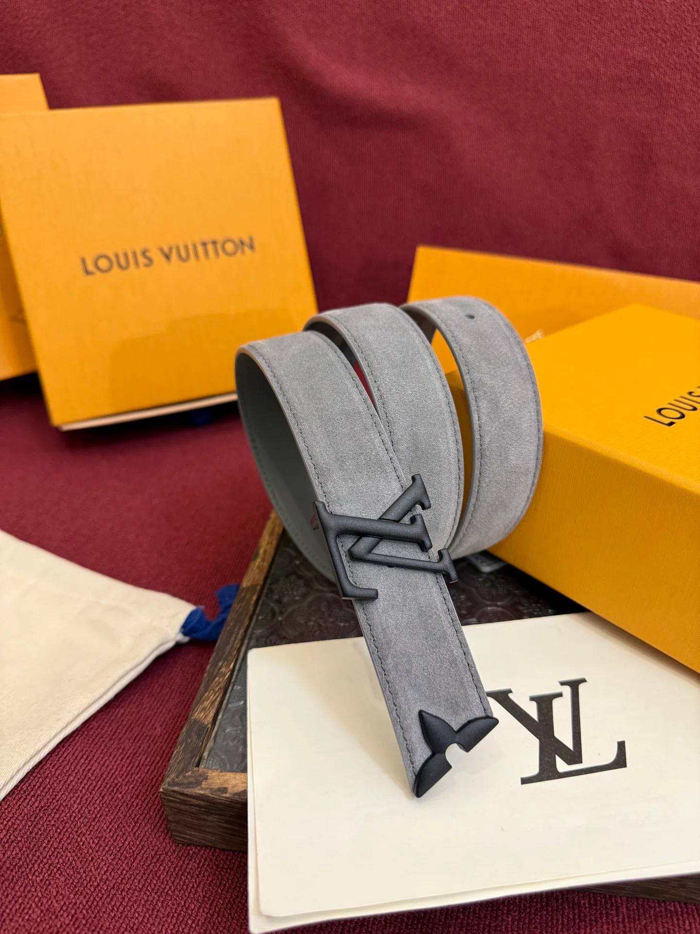 Ремни Louis Vuitton 420695