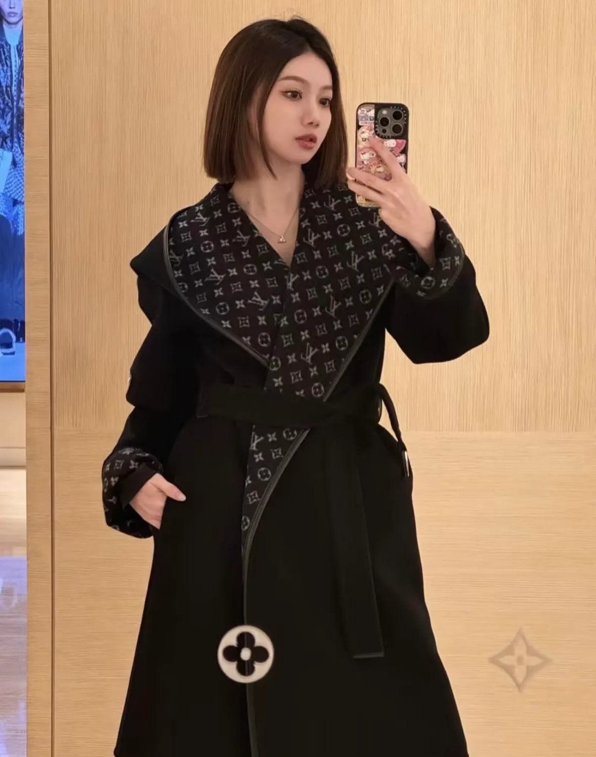 Пальто Женские Louis Vuitton 19390780