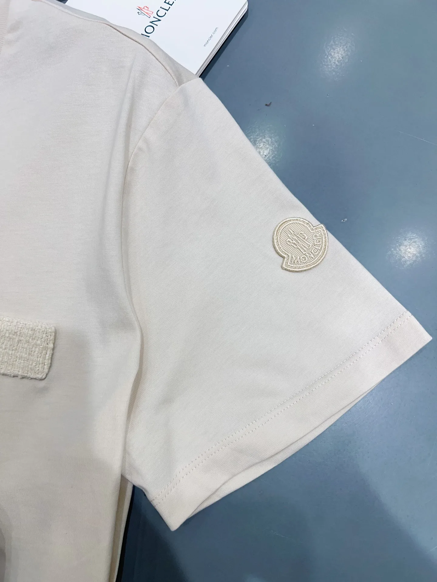 Футболки Женские Moncler 12729619