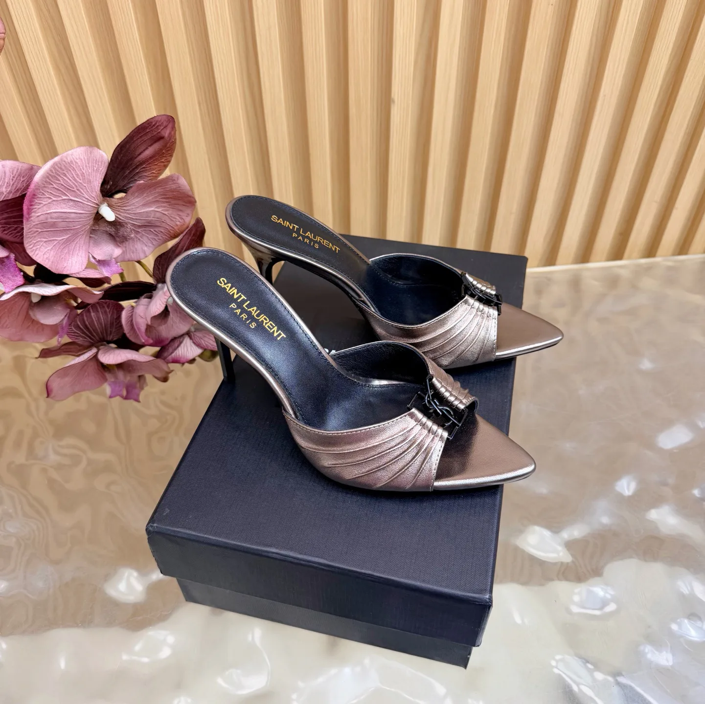 Босоножки Женские Saint Laurent 11660306