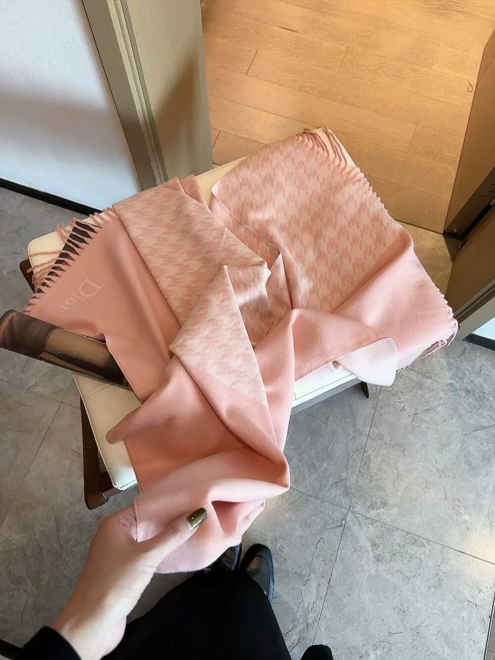 Шарфы Christian Dior 18002920