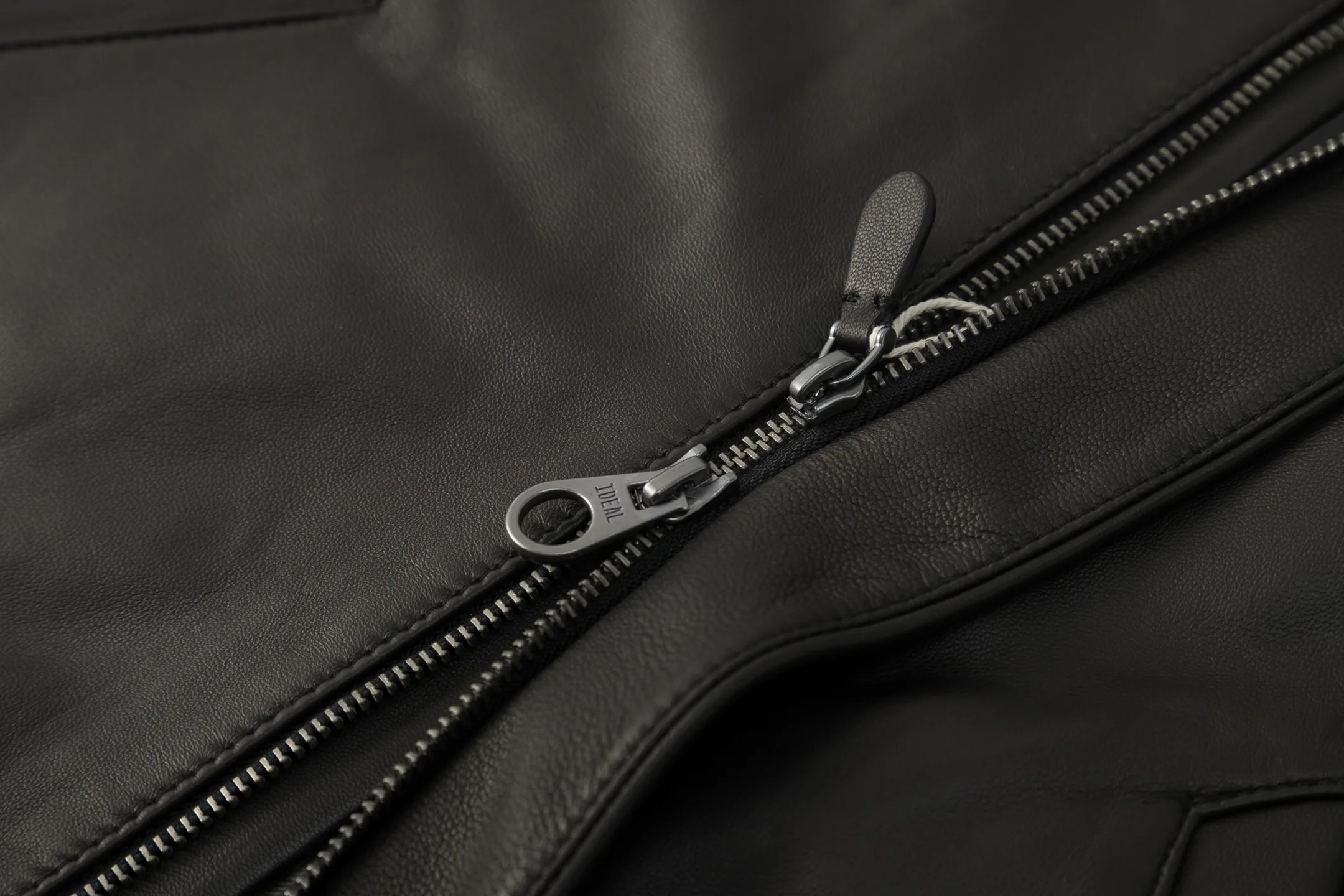 Куртки И Пуховики Мужские Loro Piana 365825