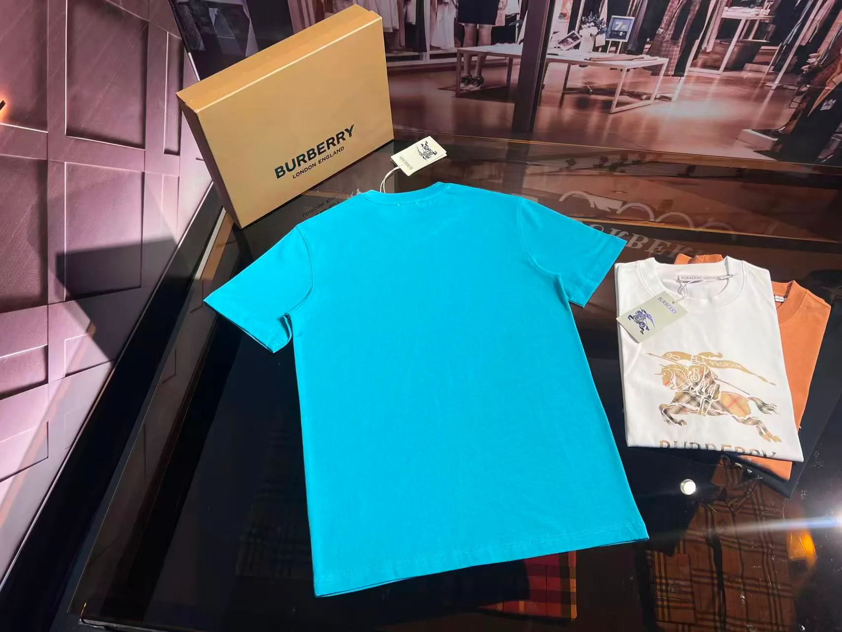 Футболки Женские Burberry 9438136