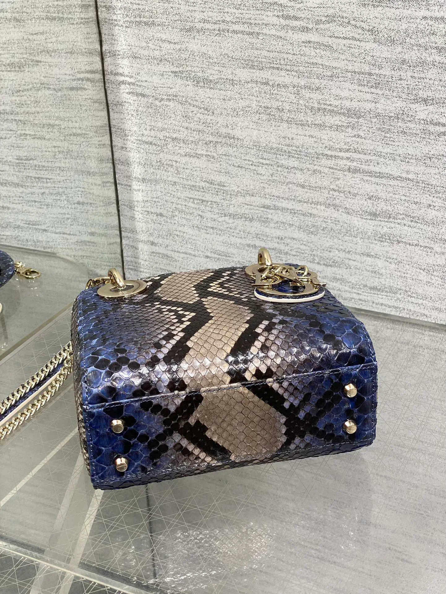 Классические Сумки Женские Christian Dior 11581700