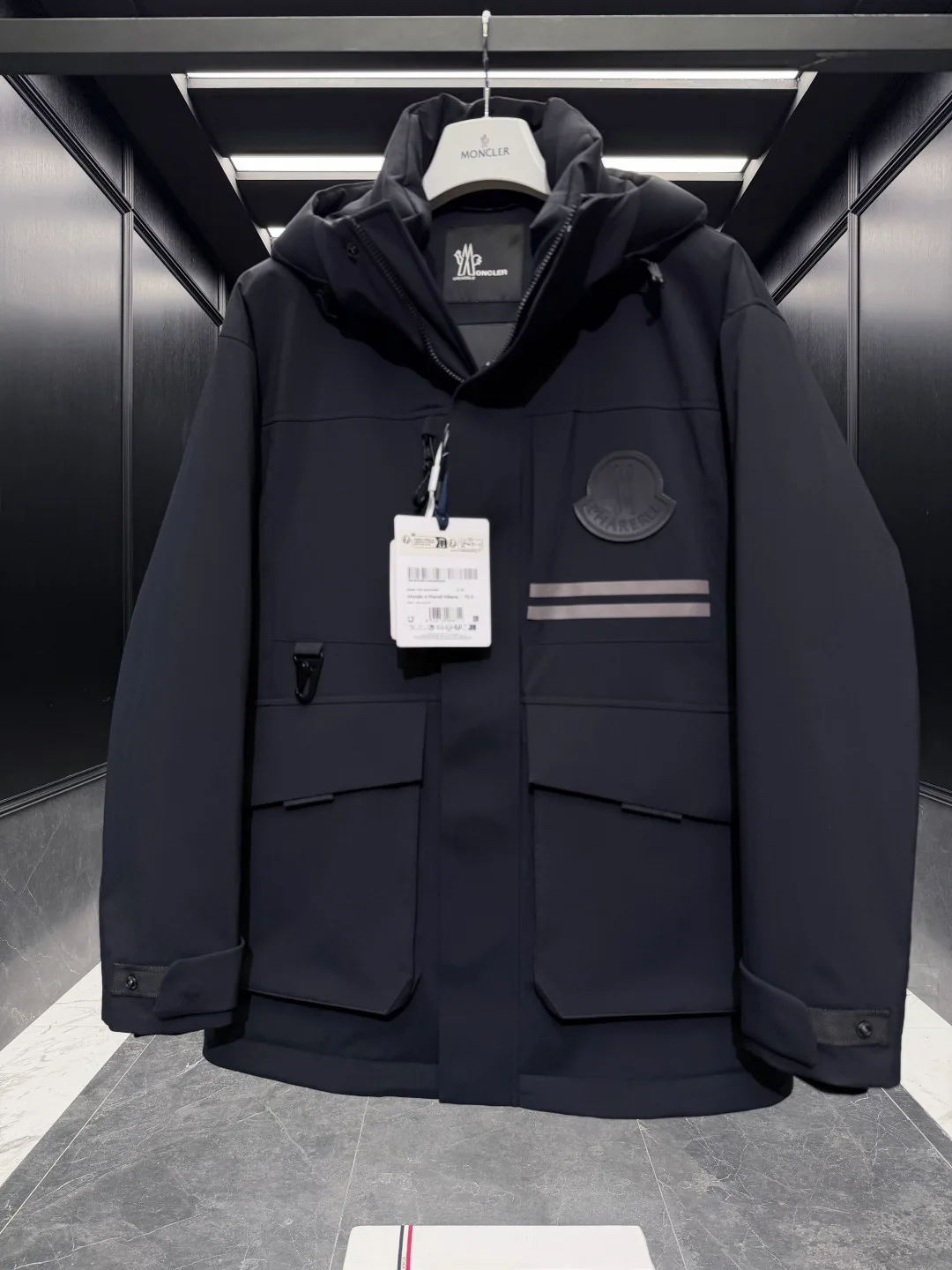 Куртки И Пуховики Мужские Moncler 870435