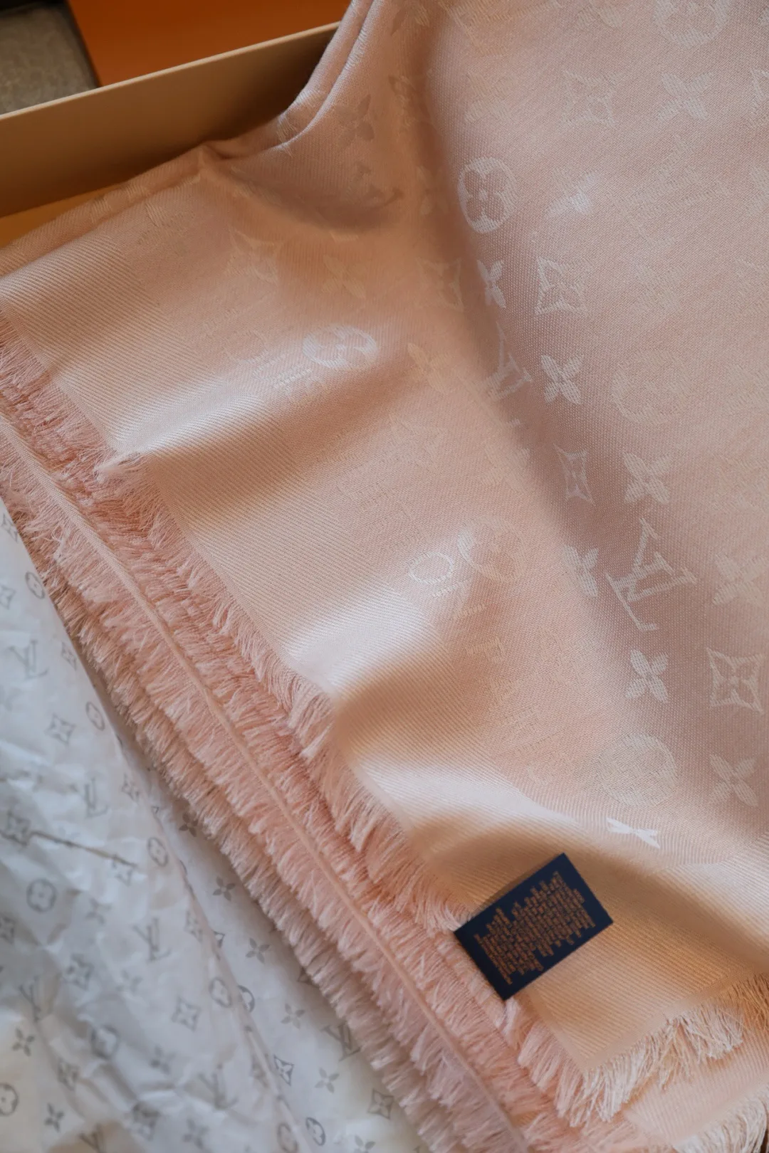 Шарфы Louis Vuitton 17991828