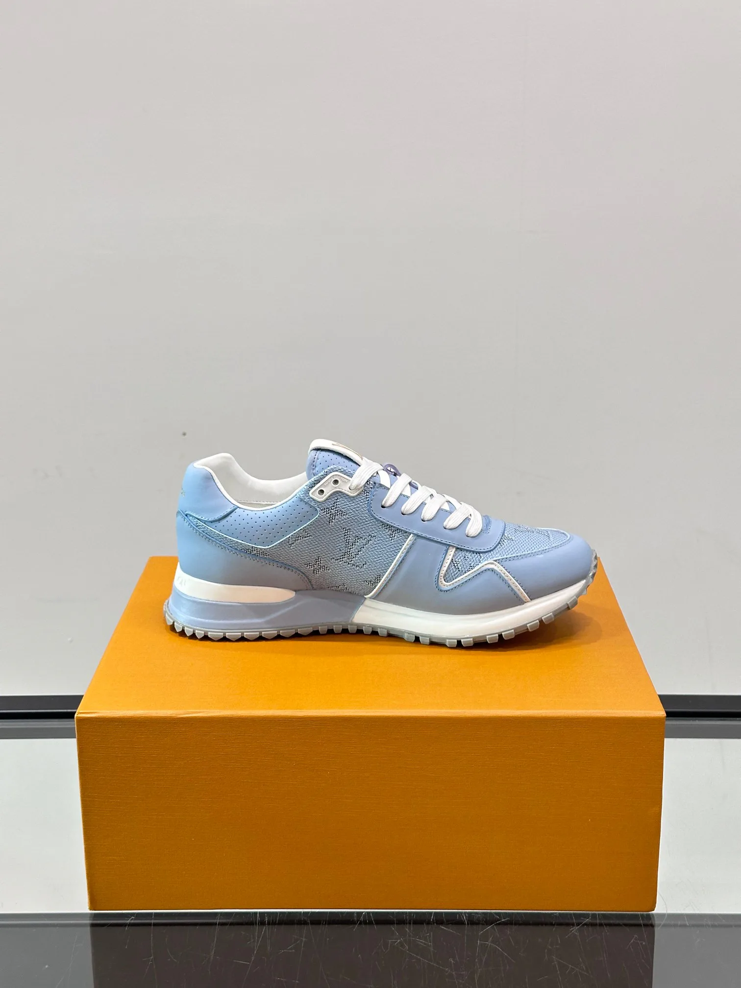 Кроссовки Мужские Louis Vuitton 848791