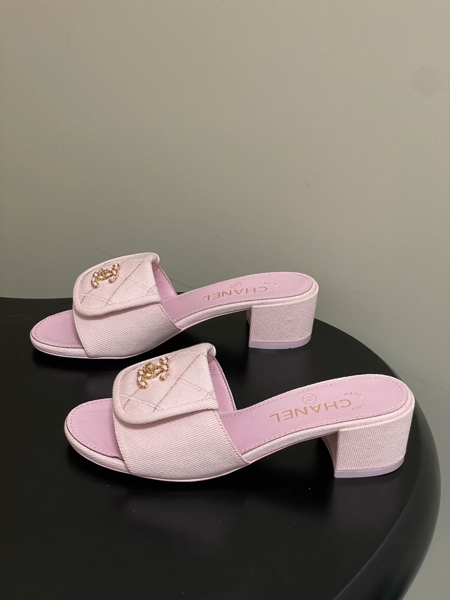 Сандалии Женские Chanel 12880166