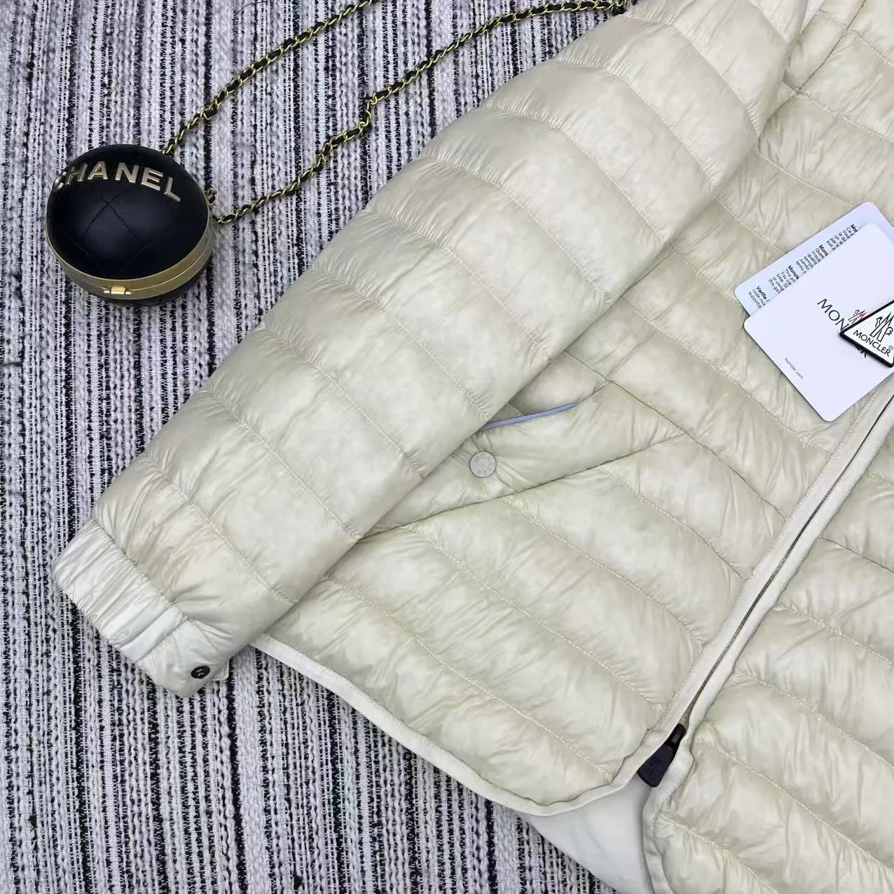 Куртки И Пуховики Мужские Moncler 1265531