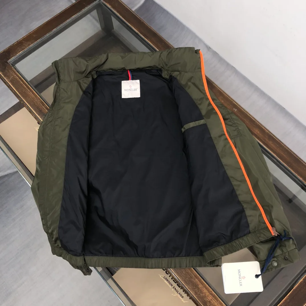 Куртки И Пуховики Мужские Moncler 7160