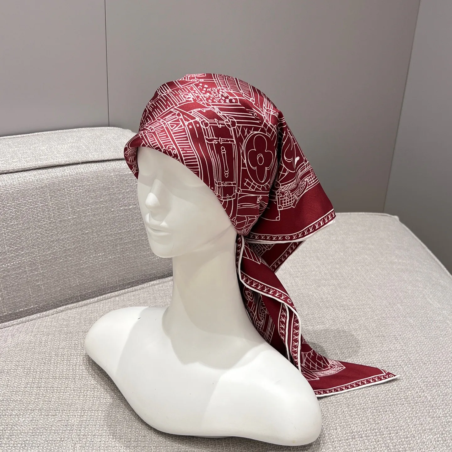 Платки Louis Vuitton 11445526